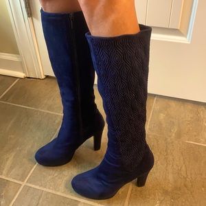 Women’s Size 7.5 Impo Stretch Blue “suede” Boots